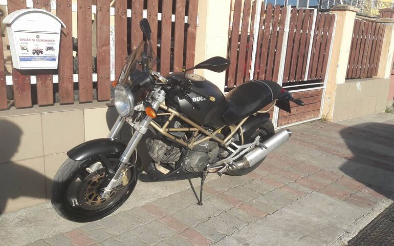 Ducati Monster