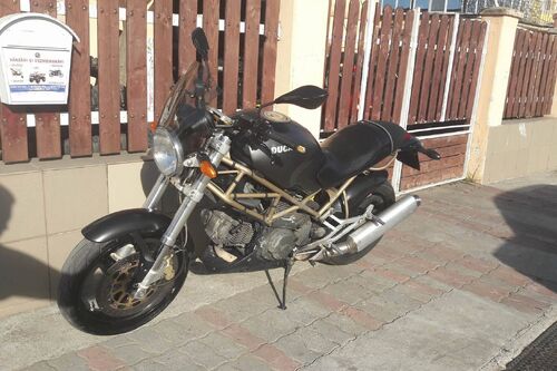 Ducati Monster