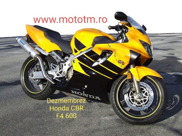 Honda CBR F4